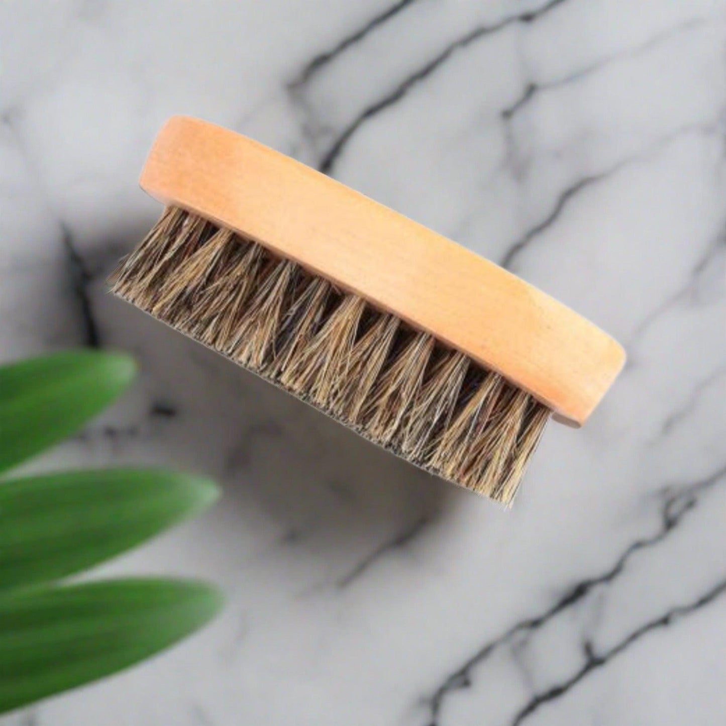 Wooden boar bristle beard brush for men, natural boar bristle brush for distributing beard oil and styling