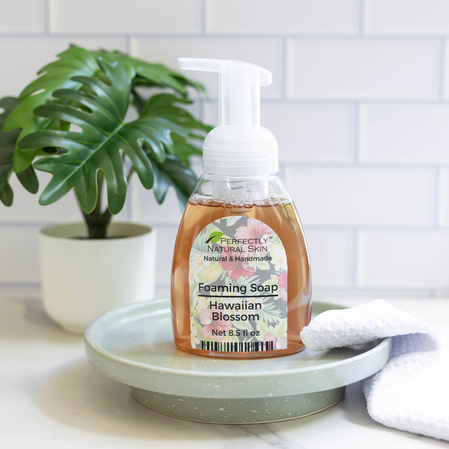 Organic coconut and olive oil liquid foaming soap 8.5 oz Hawaiian Blossom scent, tropical natural foaming soap