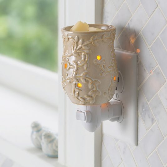 Oil and wax tart plug-in warmer Chai style, warm earth-toned plug-in essential oil and wax tart warmer