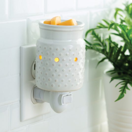 Oil and wax tart plug-in warmer White Hobnail style, vintage-inspired hobnail plug-in wax melt warmer