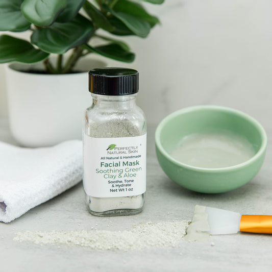 Soothing green clay and aloe facial mask, gentle purifying clay mask for sensitive and combination skin