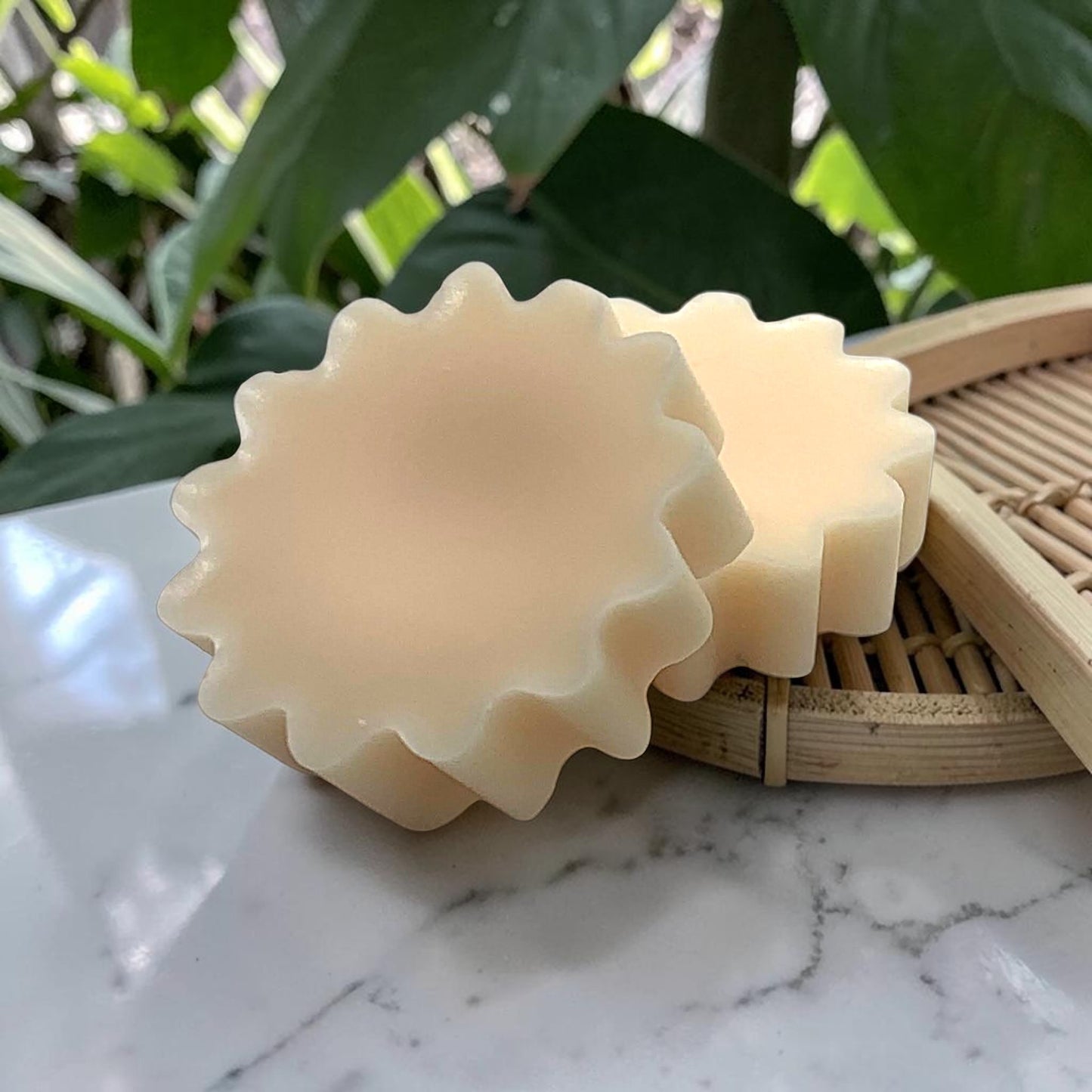 Wax tart individual 0.75 oz in beige cream color, scented wax melt for electric or tea light wax warmer