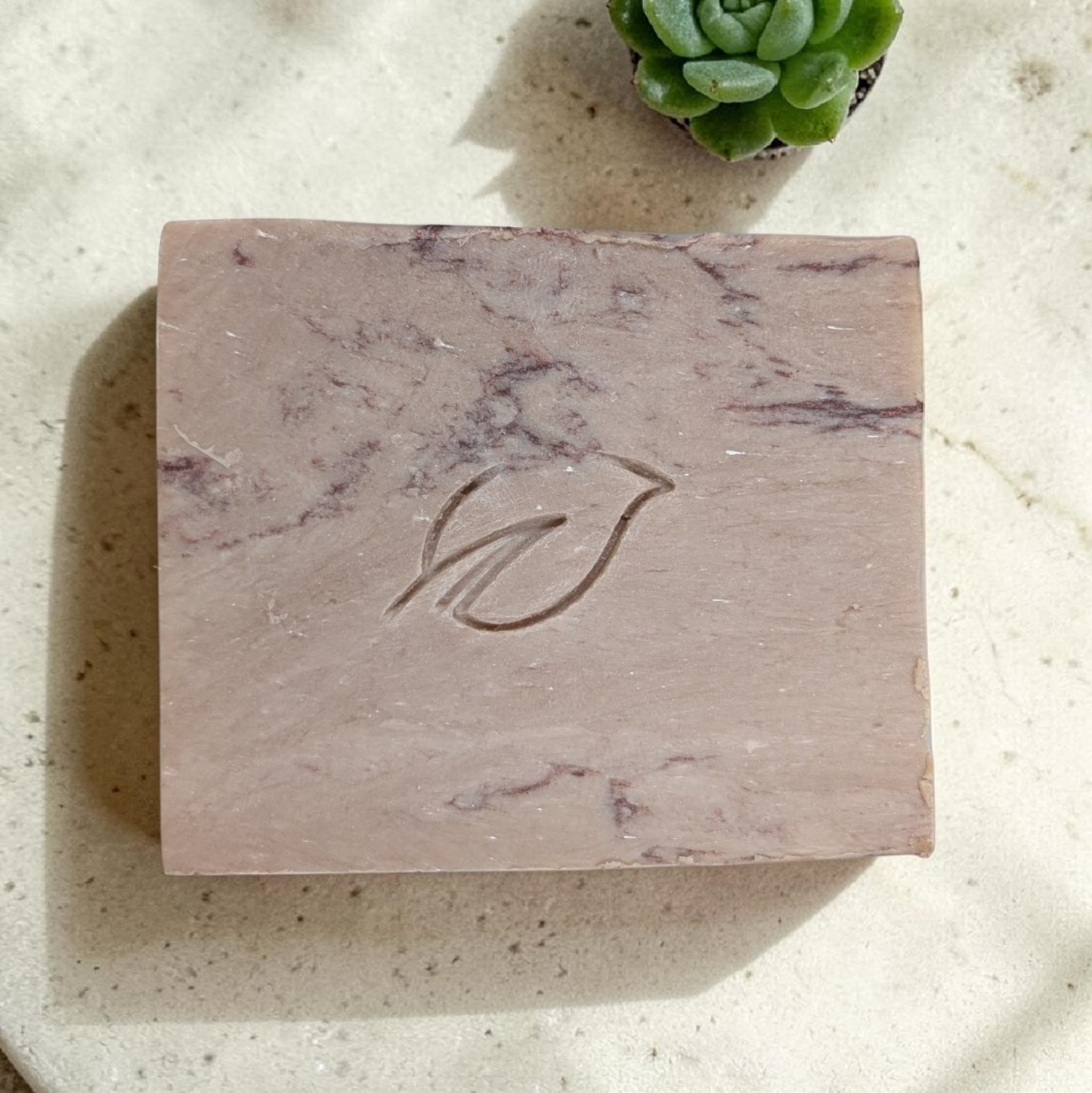 Savannah natural handmade bar soap 4 oz, warm Southern floral and jasmine-forward scented moisturizing soap